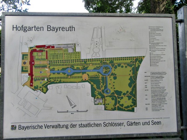 2Neues Schloss Bayreuth (2).JPG
